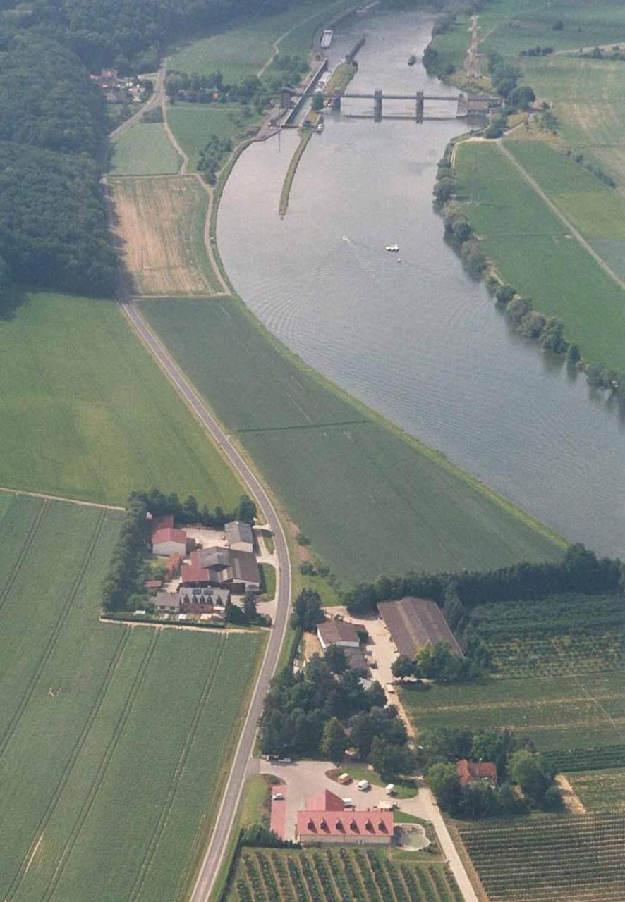 Ferienwohnungen Maintal Karlstadt Exterior photo